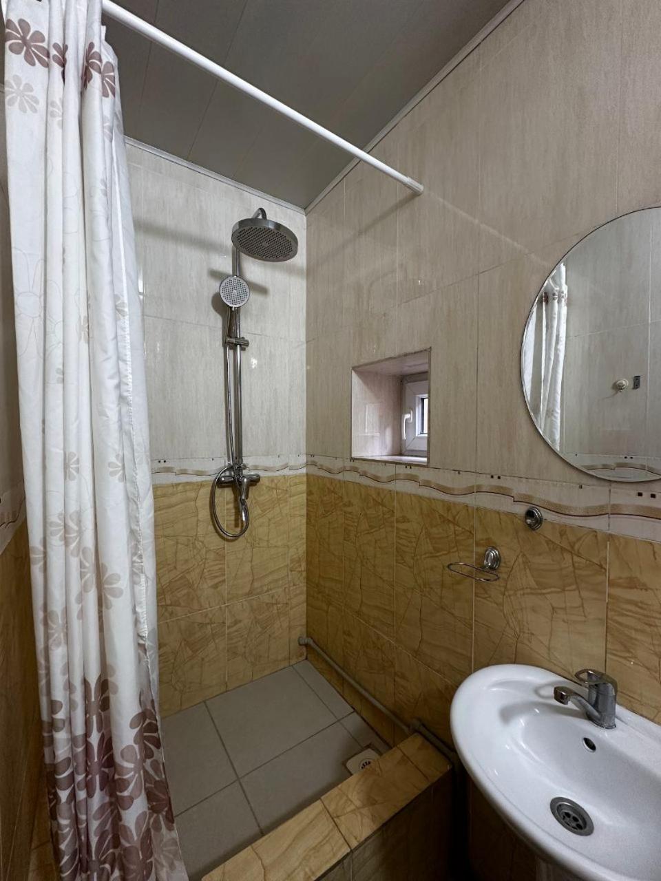 Mini Pansionat Kalinka Cholpon-Ata Bagian luar foto